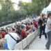 Romanët entuziastë/ Festë te Liqeni Artificial, tifozëve të Romës u bashkohen edhe qytetarët e Tiranës