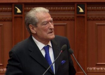 “Të bëhet një strehë”… Berisha habit Parlamentin me kërkesën që ka