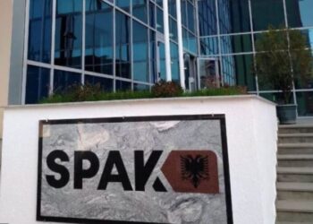 Edhe Xhixha paralajmëron të bëhet i penduar: Dumani kishte prokurorë në SPAK që e mbështesnin