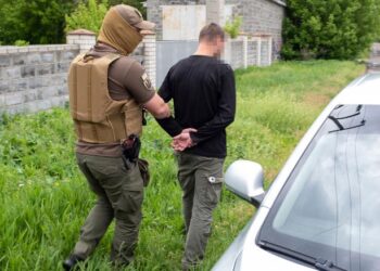 “Ai është i yni”/ Shërbimi i sigurisë në Ukrainë mban në vëzhgim të dyshuarit si spiunë të rusëve