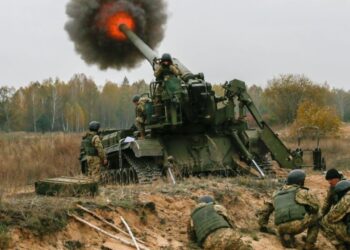 74 ditë Luftë/ Evakuohen civilët nga uzina Azovstal në Mariupol. Bombardohet shkolla në Lugansk, dy viktima dhe 60 persona nën rrënoja