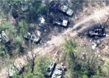Një “varrezë” e tankeve rusë/ FOTO dramatike nga kurthi i ukrainasve, si u shkatërrua batalioni Moskës për 2 orë