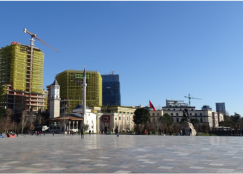 Pandemia/ Tre qarqet me rritjen më të lartë të fataliteteve, vetëm Kukësi me ulje