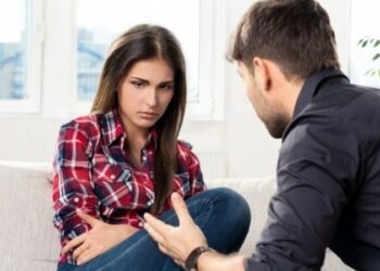 “Më është cënuar burrëria”/ Dhëndëri i ri kërcënon me Kanun familjen e të dashurës: Mbylluni brenda në shtëpi dhe…!