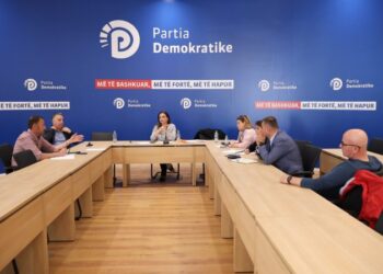 Rivali i Berishës kërkoi shtyrjen e ditës së votimit, ja vendimi që mori Komisioni i Operacioneve Elektorale në PD