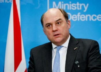 Sekretari britanik i Mbrojtjes: Rusia mishëron tiraninë e nazistëve