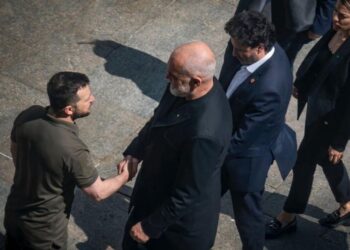 GALERI / Rama shpërndan fotoalbumin e vizitës së djeshme në Kiev