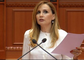 Samiti i BE-së/ Tabaku: Kryeministri më autokrat në rajon, vendi më i korruptuar në Europë nuk dëshiron…