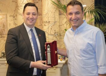 Veliaj pret kryetarin e Bashkisë së Tees Valley, Ben Houchen: Forcimi i bashkëpunimit shkurton distancat mes dy qyteteve