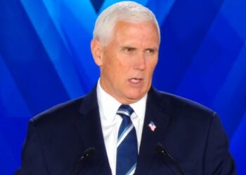 Mike Pence në kampin MEK në Shqipëri: Amerika është shtëpia e iranianëve!