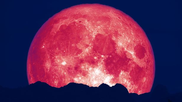 Çfarë nënkupton fenomeni ‘Hëna luleshtrydhe’ që do të ndodhë këtë mbrëmje