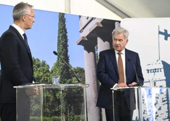 Finlanda: Nuk hyjmë në NATO pa Suedinë”! Dy vendet stërviten pas ”kërcënimeve” të Putin