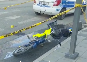 Emri/ Aksident në Laç, makina përplas motorin, 45-vjeçari në gjendje të rëndë niset drejt Traumës