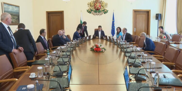 Komisioni i Jashtëm e miraton, propozimi francez nesër votohet në parlamentin bullgar