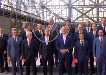 FOTO pikante nga samiti në Bruksel/ Rama i ‘kërkon llogari’ Macron dhe Michel! Shmang kryeministrin bullgar