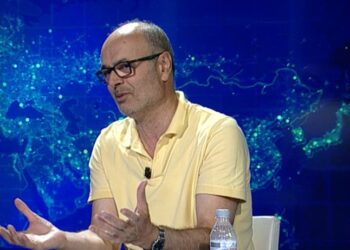 “PD sundohet nga klani Berisha”/ Deputeti i PS: Të shtunën, i sigurtë emri i presidentit të ri. Opozita…!