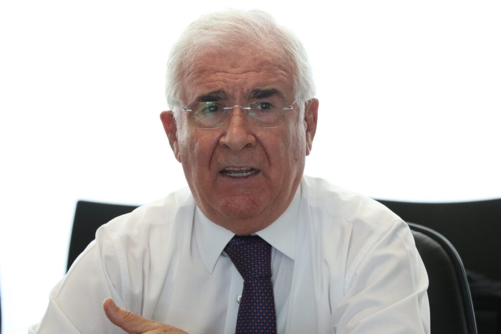 U bëmë apo na bënë 