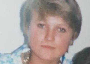 ’Zbërthehet’ pas 20 vitesh zonja që ‘bashkëpunoi’ me trafikantët: Mbajta të miturën kundrejt parave, nënën ia trafikuan fierakët