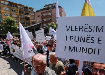 Mungesa e punëtorëve fut Kosovën në krizë