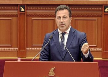 Kuvendi/ Peleshi-opozitës: “Ballkani i Hapur” projekt ambicioz, ju kërkoni izolimin e Shqipërisë