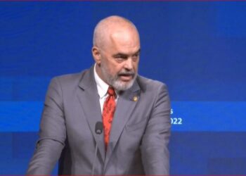 Rama nga Brukseli: Vladimir Putin është shumë sëmurë, por ky vendi këtu nuk duket shumë i shëndetshëm!