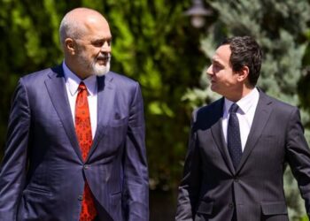 Shqipëri-Kosovë/ Albin Kurti reagon pas mbledhjes me Ramën: Nuk duhet ta matim suksesin me njëri-tjetrin