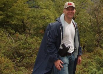 Strazimiri po ‘përgatitet’ fort për protestën e 7 korrikut: Kërkojmë pjesëmarrjen e të gjitha fronteve për të luftuar regjimin. Mbrojmë bukën e…!