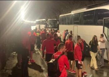 Kombëtarja e Bullgarisë sheh tmerr me sy/ Autobusi aksidentohet rëndë, lojtari përfundon 2 orë në operacion