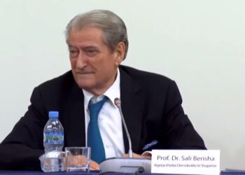 Berisha mendon për shpëtimin e Shqipërisë: Në 7 korrik do të thërrasim protestë kombëtare