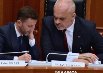 “Thika pas kurrizit”/ Braçe tregon arsyet pse u largua nga qeveria: S’kishte vend për dy! Rama ishte…