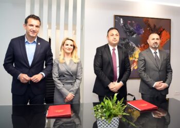 “Rehabilitimi me punë për interes publik”/ Bashkia e Tiranës dhe Ministria e Drejtësisë marrëveshje bashkëpunimi për shërbimin e provës