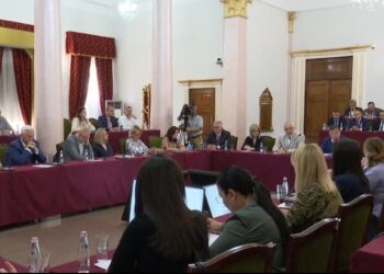 Rama kërkon votat për Begajn: Keqardhje për ndonjë deputet…