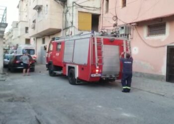 Familjarët lajmëruan se kishte vdekur, policia zbulon se qytetarit në Elbasan i kishte rënë të fikët