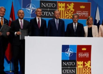 “Ekstradimi i ‘terroristëve’ kurdë dhe heqja e kufizimeve ndaj Turqisë për eksportet e armëve”/ Pikat e marrëveshjes që bindën Ergogan të heq veton
