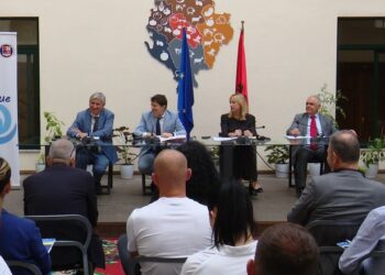 Faza e tretë e granteve/ Ministrja e Bujqësisë: 720 mijë euro mbështetje për peshkimin, aplikimet deri në fund të qershorit