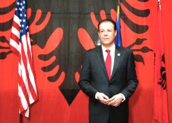 Mark Gjonaj thirrje shqiptarëve në SHBA: Bashkohuni të rizgjedhim Mike Benedetto anëtar asambleje. Ai ka qenë gjithmonë një avokat i komunitetit tonë