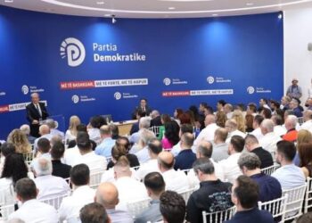 Tre emrat/ Përplasje në PD për postin e Sekretarit të Përgjithshëm, Berisha s’ka ‘fuqi’ të shmangë lobimet