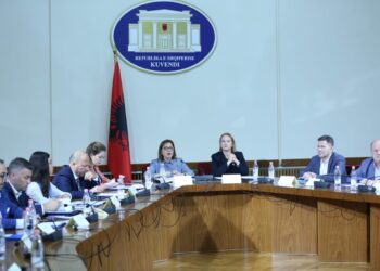 Nis nga puna komisioni i Reformës Territoriale/ Çupi: Reforma e vitit 2014 e dështuar! Do t’i kthehemi në themel t’ia kthejmë qytetarëve