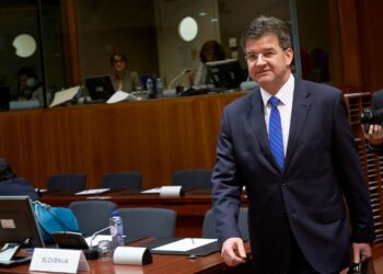 Lajçak vlerëson reformat e Shqipërisë: BE të përshpejtojë procesin e integrimit