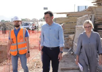 Lagjja e re në Kombinat/ Veliaj: Këtë vit strehojmë familjet e para! Jo politikë me jetët e humbura, partitë që bllokojnë punët e qytetit, degradojnë keq