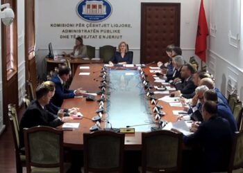 Komisioni i Ligjeve miraton kandidaturën e Begajt, PD e Berishës: S’bëhet dot President