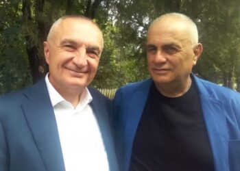 “Bisedë substanciale dhe serioze”/ Artan Fuga drekon me Metën: Për çfarë nuk folëm