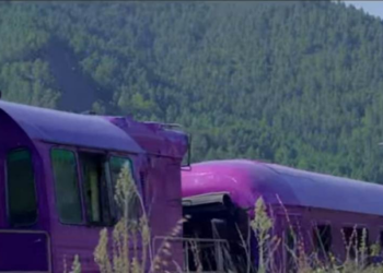 Shqipëria, vendi i çudirave: 7 mijë pasagjerë me tren dhe 1.6 milion me avion për 2022, të vetmit në Europë që ndërtojmë aeroporte para hekurudhave