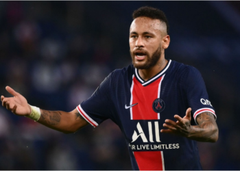 “Mund të largohesh”/ PSG ia bën të qartë Neymar se s’është i dëshiruar më në klub. Braziliani kërkon 200 milionë euro nga PSG, ndryshe…