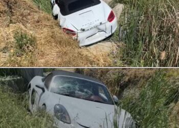 Aksident në Patos/ Përfundon në spital shoferi i ‘Porsche’, ja si ka përfunduar në kanal makina luksoze (Foto)