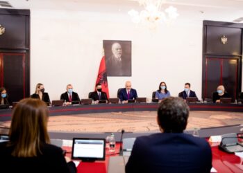 Ndryshime në qeveri, kush është mjekja që merr postin e rëndësishëm (Emri)