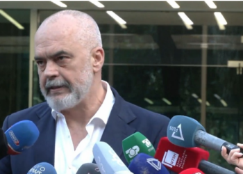 Rama hap zarfin: Bajram Begaj kandidati i propozuar nga PS për president