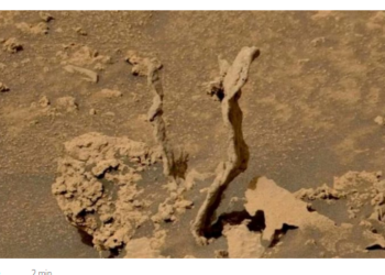 Zbulohen disa kulla guri në planetin Mars, filmohen ‘strukturat’ e pazakonta
