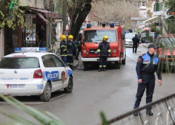 Borxhi i pashlyer i djalit emigrant në Angli/ Zbulohet konflikti mes biznesmenit në Durrës dhe autorit që e “zgjoi” me tritol