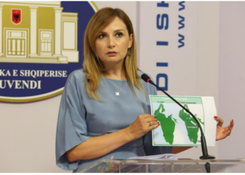 Aeroporti i Vlorës/ Tabaku: Projekti korruptiv, brenda zonës së mbrojtur. Kompania e dytë fituese është e afërt me kryeministrin